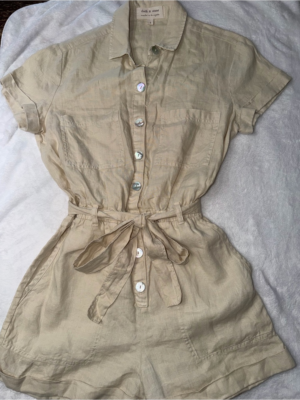 cloth & stone Beige Cream Linen Tie-Waist romper - Picture 2 of 4